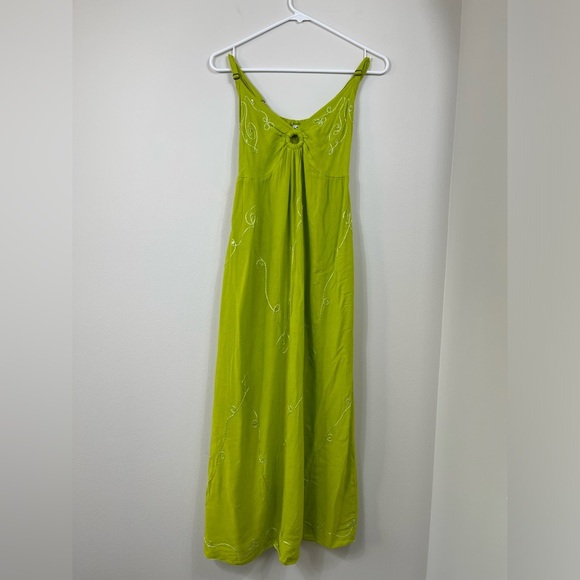 Iland Planet Miami Dresses & Skirts - Iland Planet Miami Beach Elegant Green Embroidered Dress Straps Beach Size S/M?